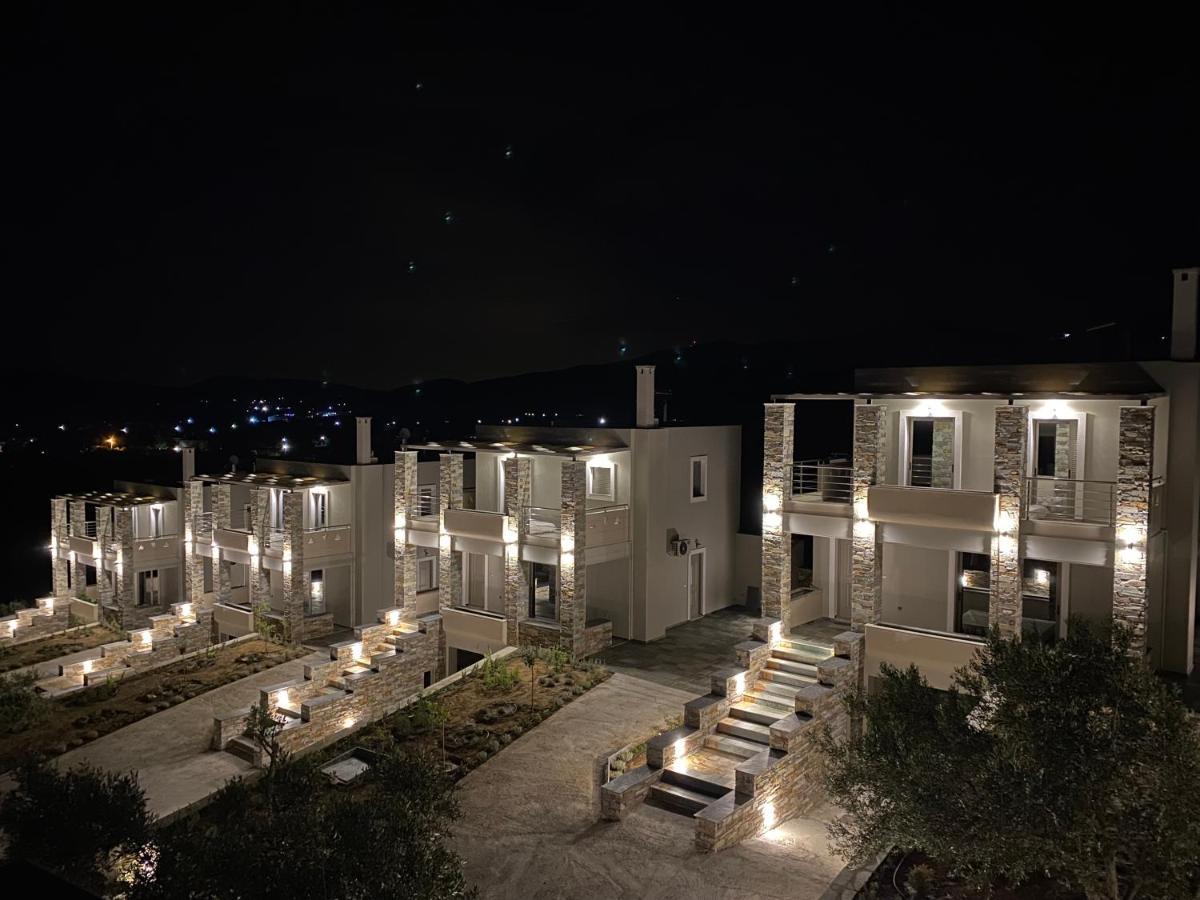 Vardians Villas & Suites Karystos  Exteriör bild