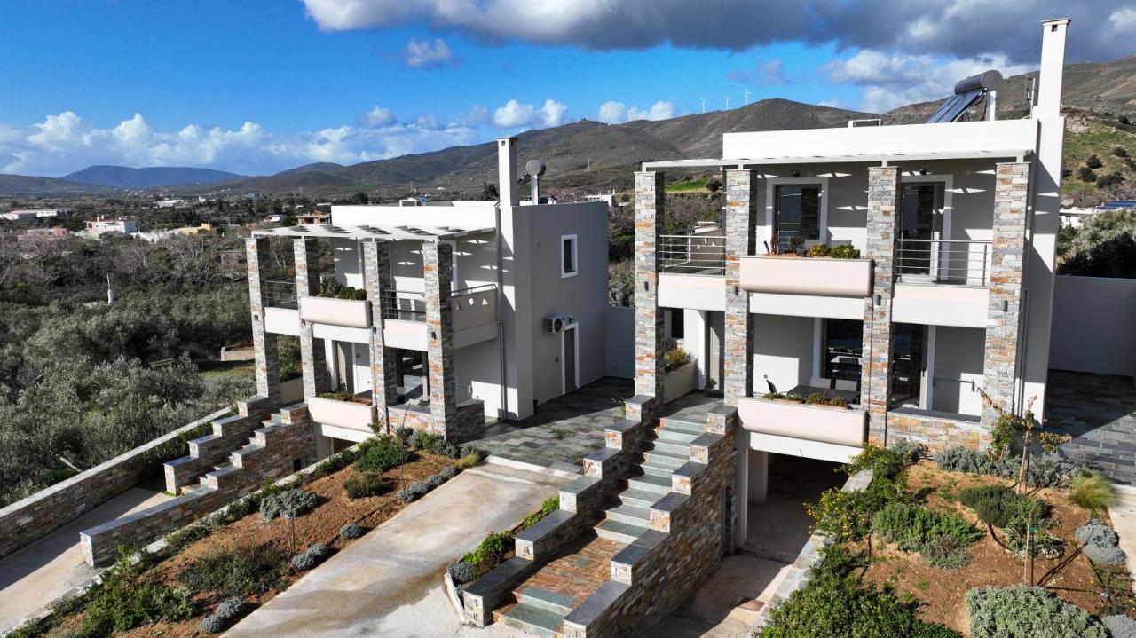 Vardians Villas & Suites Karystos  Exteriör bild