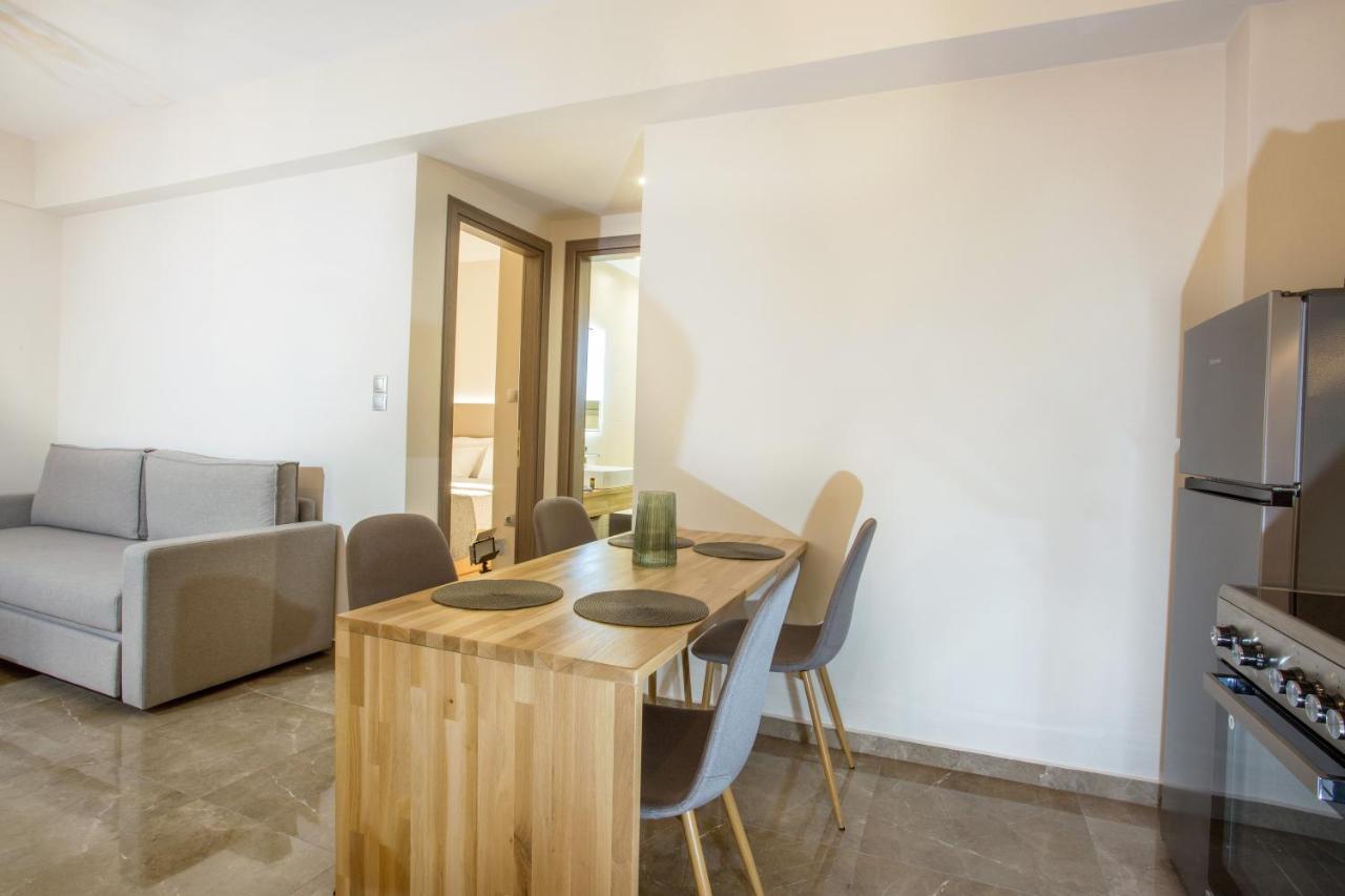 Vardians Villas & Suites Karystos  Exteriör bild