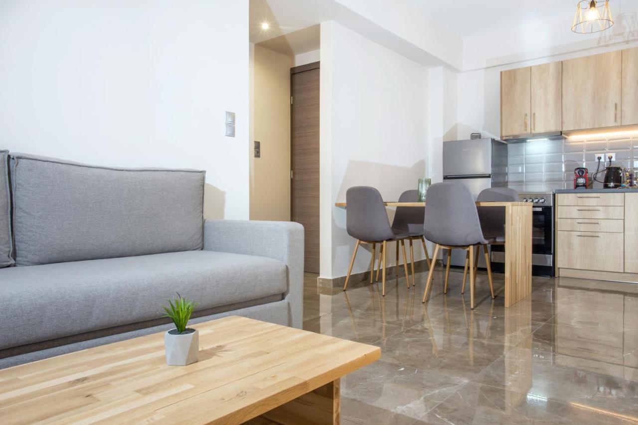 Vardians Villas & Suites Karystos  Exteriör bild